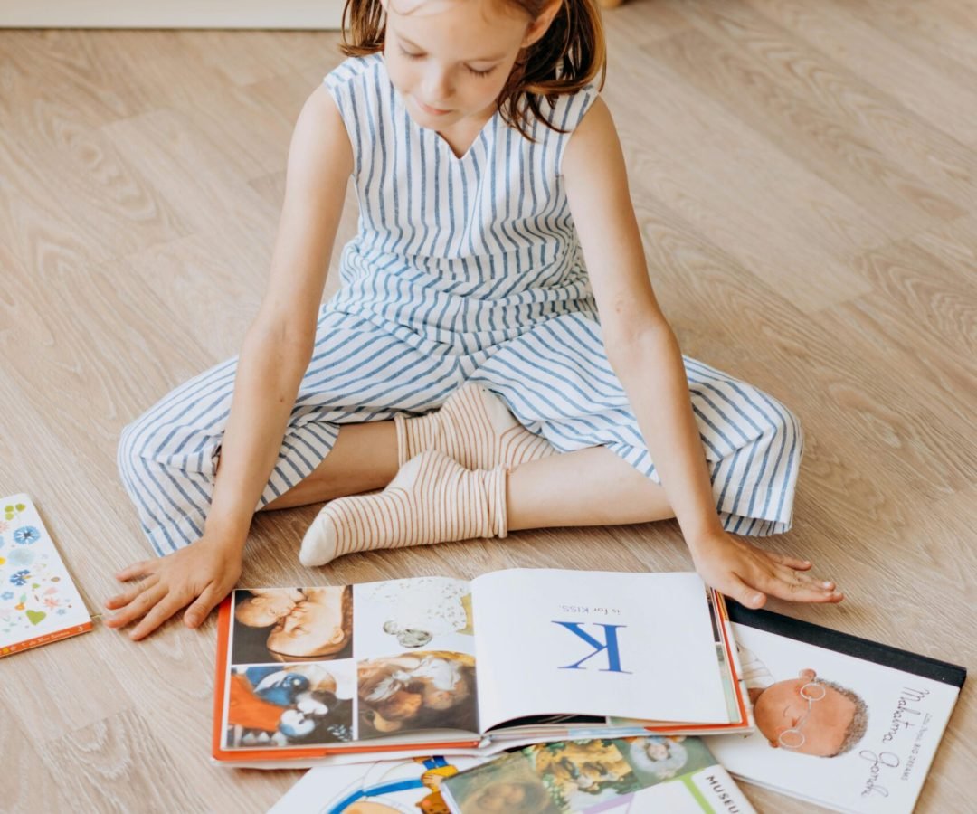 pexels-mikhail-nilov-8923583